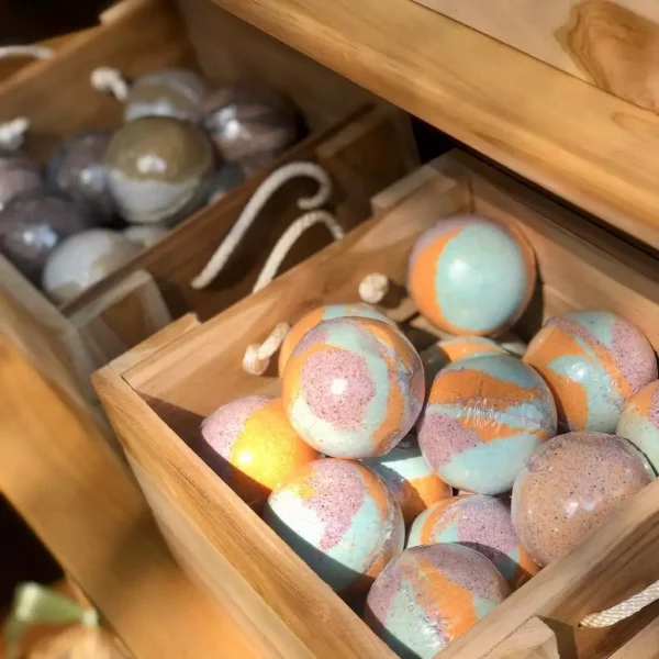  Natural Bath Bomb  - Image 2