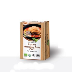 LUMLUM Organic Massaman Curry Paste with Coconut Cream